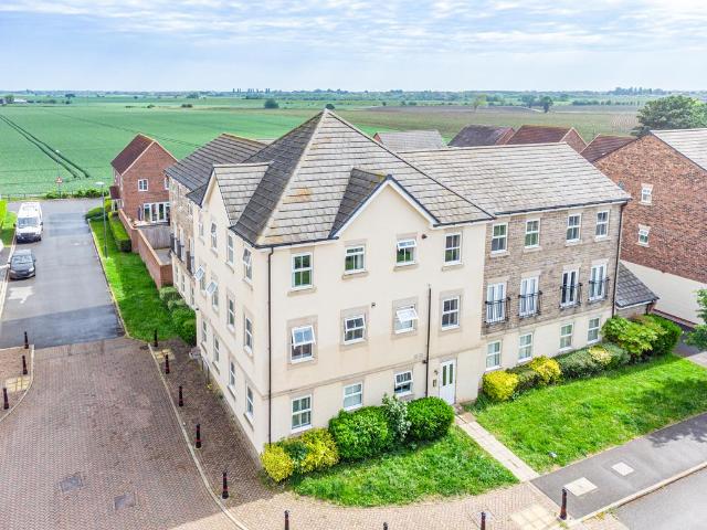 Flat for sale in Selby