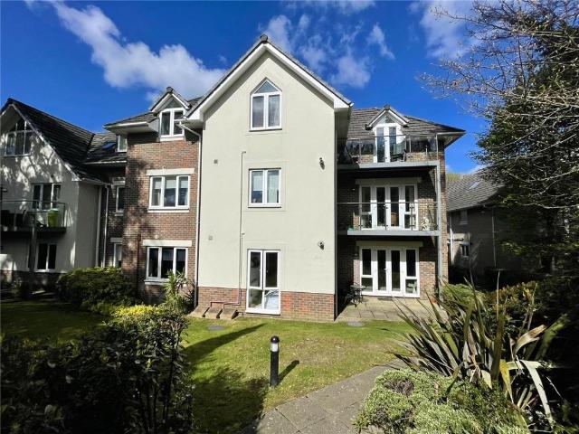 Flat for sale in Winton, Bournemouth