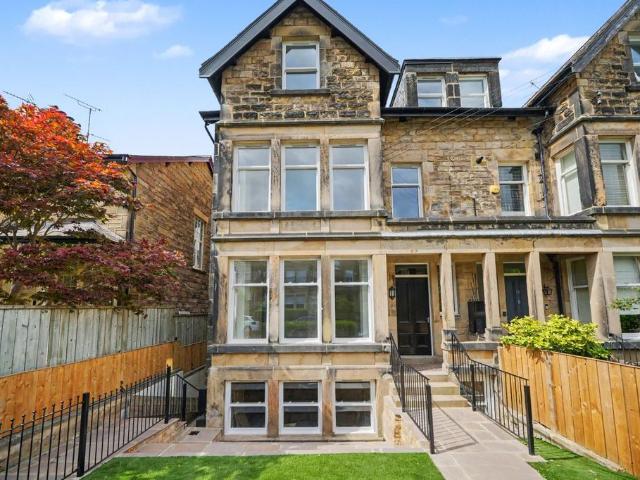 Flat for sale in Harlow, Harrogate