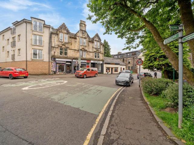 Flat for sale in Kilmacolm Flat for sale in Kilmacolm