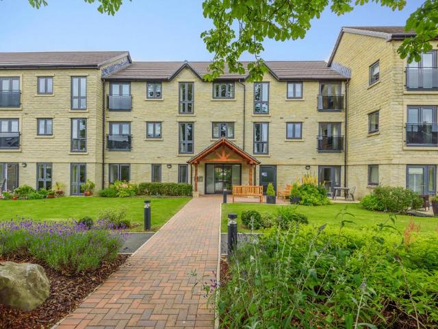 Flat for sale in Carnforth, Bare