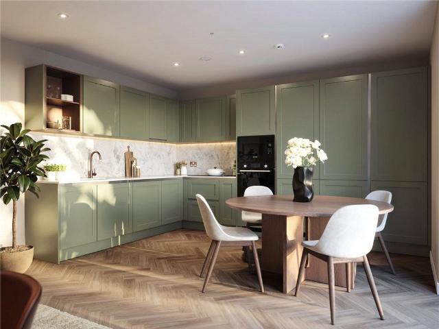 Flat for sale in London Borough of Ealing, Park Royal