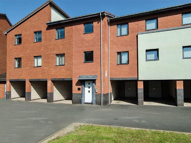 Flat for sale in Stowe, Lichfield