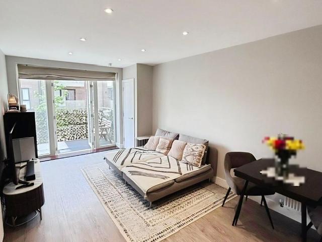 Flat for sale in Troy Town, Rochester