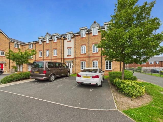 Flat for sale in Wesham, Fylde
