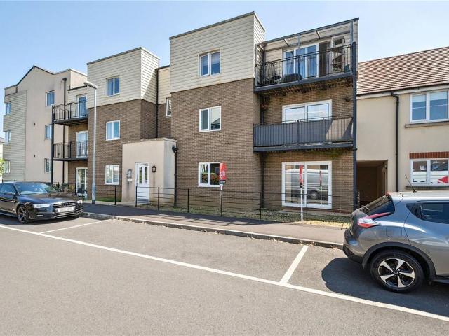 Flat for sale in Yeovil Without