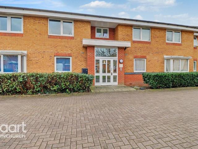 Flat for sale in Emerson Park, Greater London