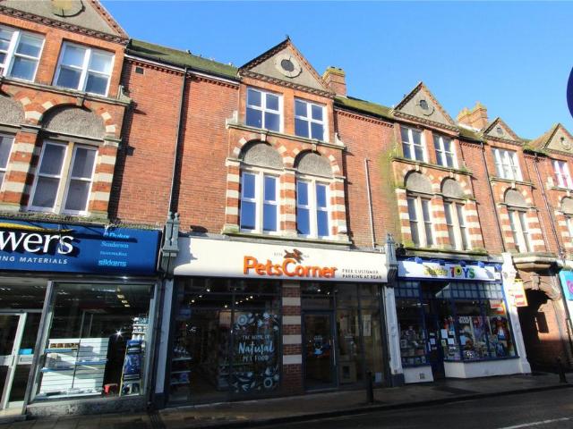 Flat for sale in Petersfield, Bolton Low Houses