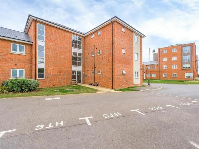 Flat for sale in St Thomas, Boston