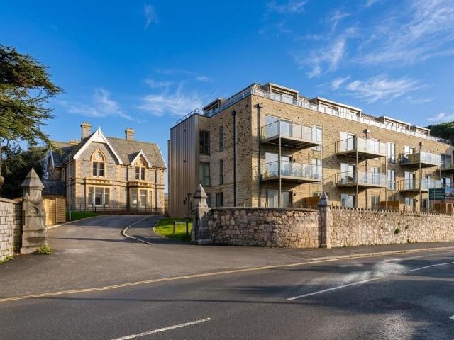 Flat for sale in Budlake, Devon
