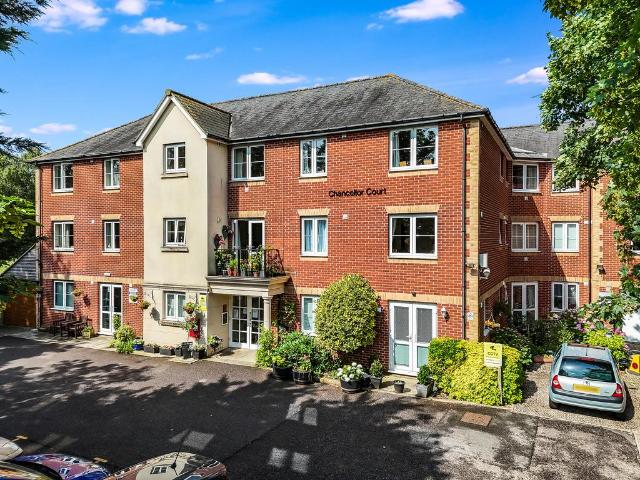 Flat for sale in Melbourne, Chelmsford