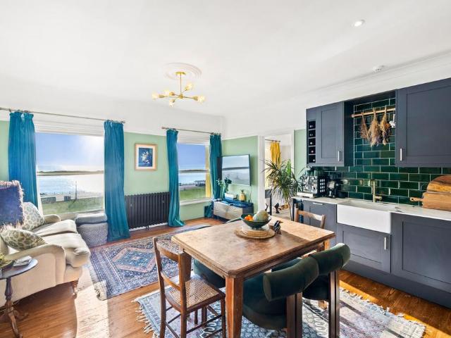 Flat for sale in Brunswick