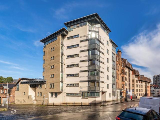 Flat for sale in Haymarket, Scotland