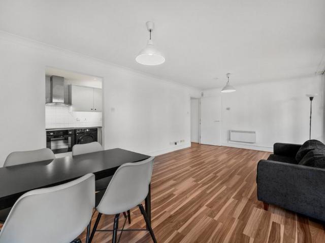 Flat for sale in Boardwalk Place, Greater London