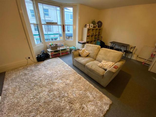 Flat for sale in Pelhamfield, Ryde