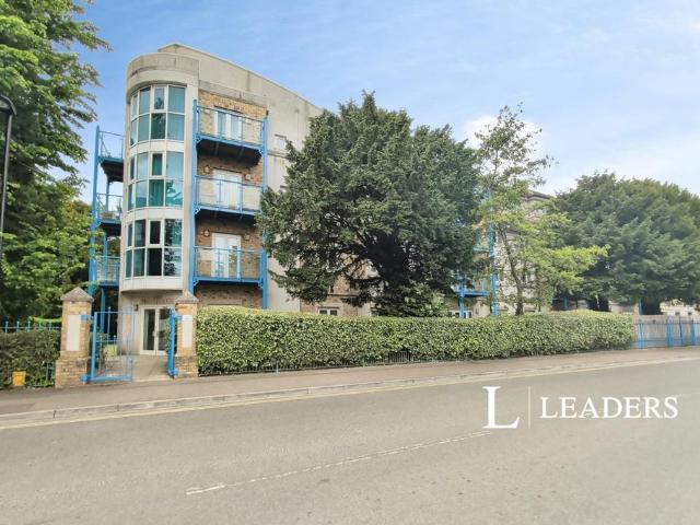 Flat for sale in Banister's Park, Isle Of Man