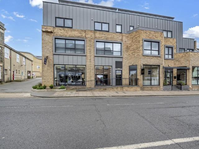 Flat for sale in Howard Estate, Chedburgh
