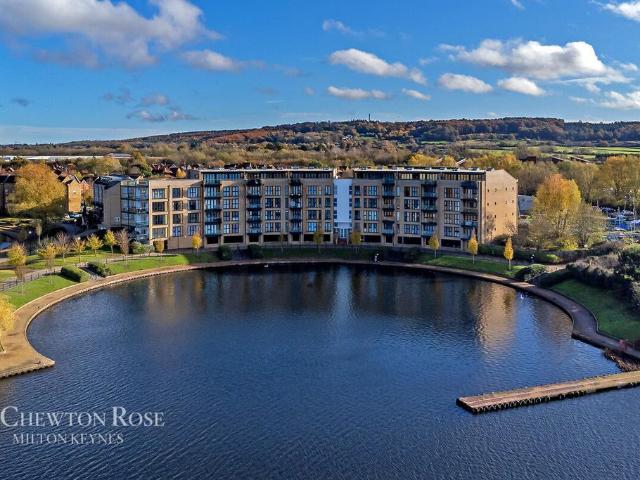 Flat for sale in Fenny Stratford, Milton Keynes