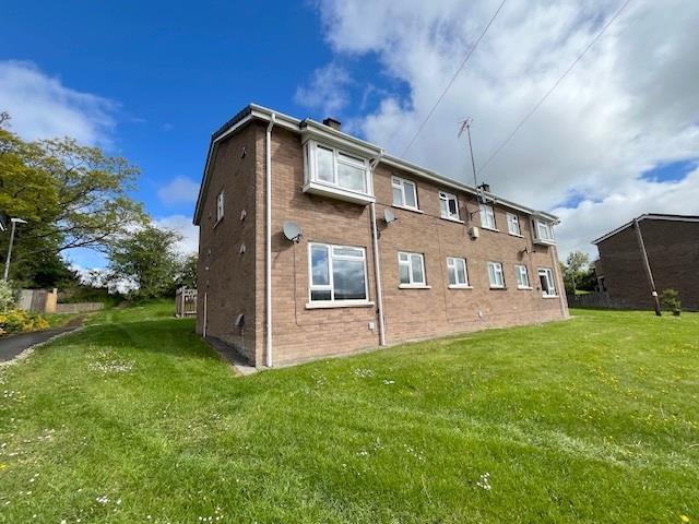 Flat for sale in Rhayader, Wales
