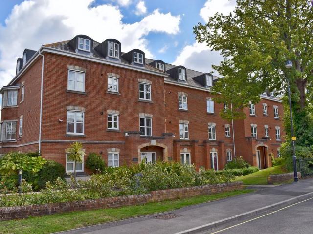 Flat for sale in Walhampton, Ashurst Bridge