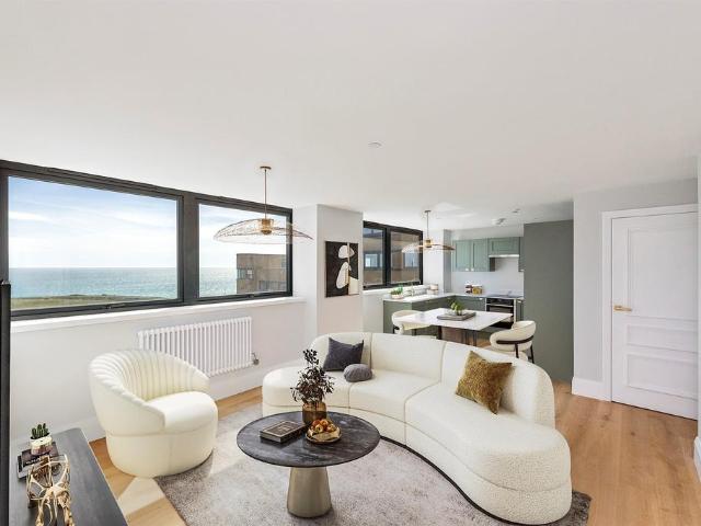 Flat for sale in Rottingdean