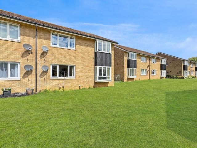 Flat for sale in Eastbridge, Suffolk