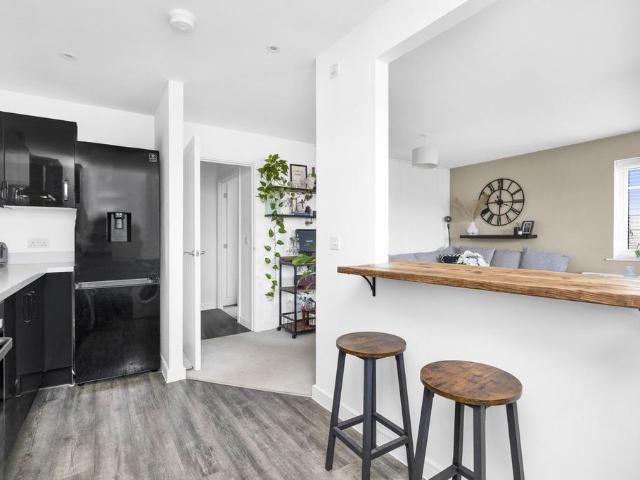 Flat for sale in Chichester, Littlecote