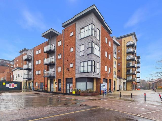 Flat for sale in Lakenham, East Bank