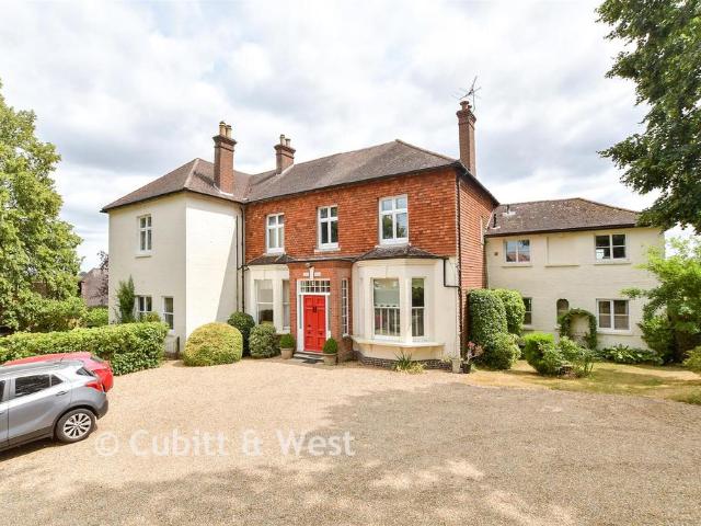Flat for sale in Alfold Bars, Littlecote