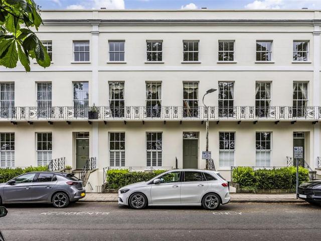 Flat for sale in Montpellier, Golden Valley