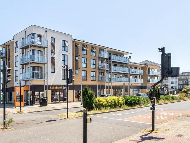 Flat for sale in Patchway, South Gloucestershire