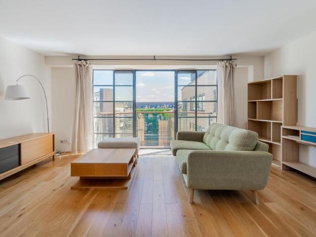Flat for sale in Barnsbury, Greater London
