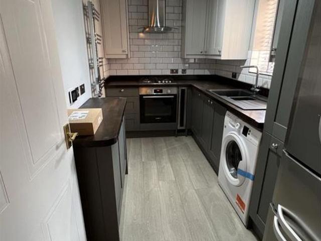 Flat for sale in Wickford