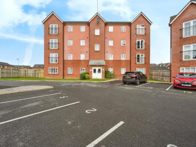 Flat for sale in Huyton, Knowsley