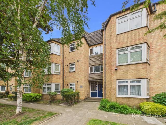 Flat for sale in The Old Town, Kepwick