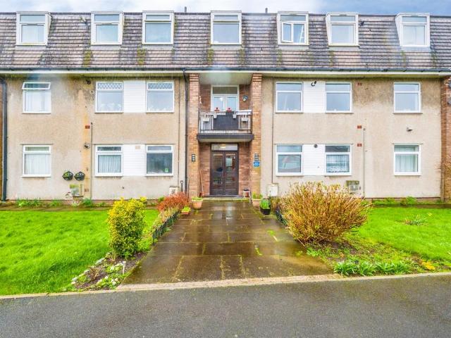 Flat for sale in Falcon Lodge, Wales