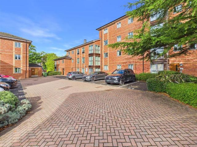Flat for sale in Layerthorpe, York