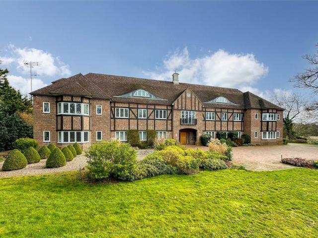 Flat for sale in St Albans, Tyttenhanger