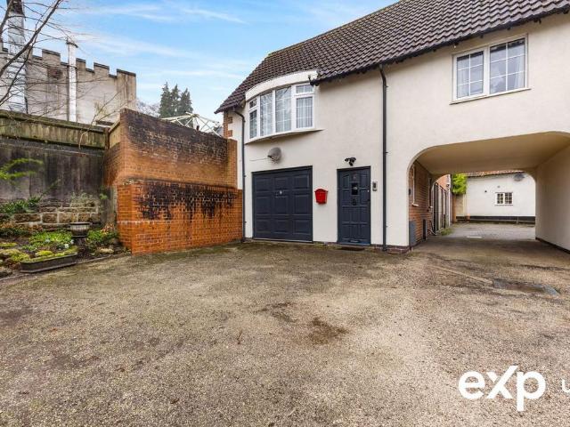 Flat for sale in Gedling, East Midlands