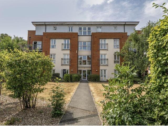 Flat for sale in The Slade, Oxfordshire