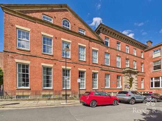 Flat for sale in Avenham, Higher Bartle