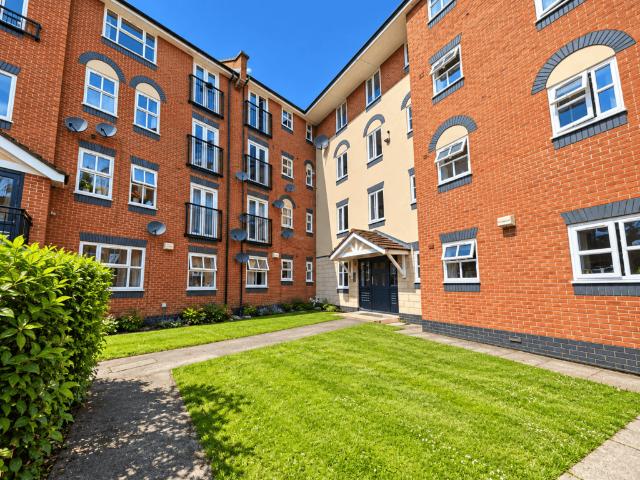 Flat for sale in Strangeways, Manchester