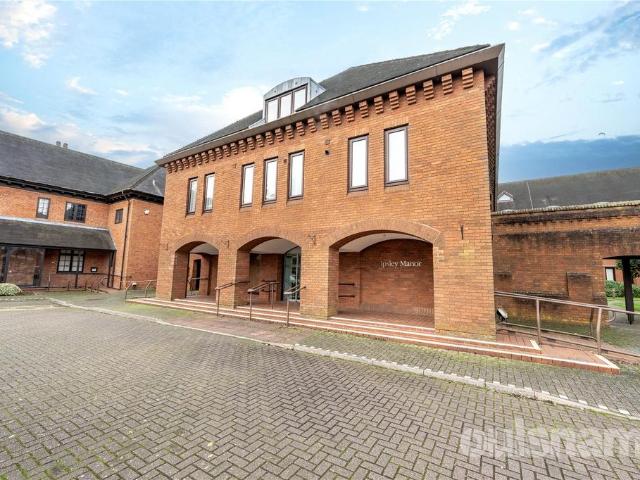 Flat for sale in Ipsley, Redditch