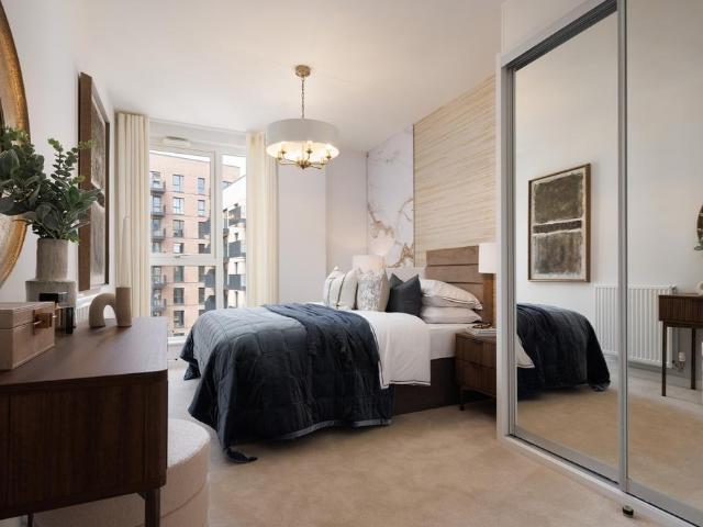 Flat for sale in London, Isle Of Man