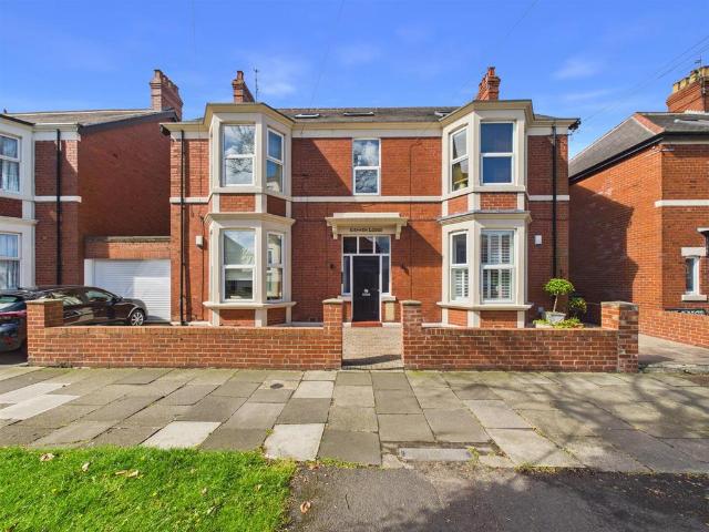 Flat for sale in Whitley Bay, Isle Of Man
