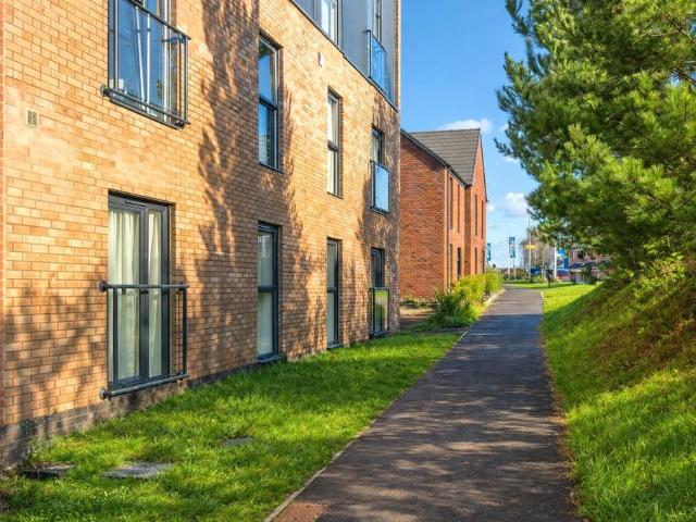 Flat for sale in Watergate, Devon