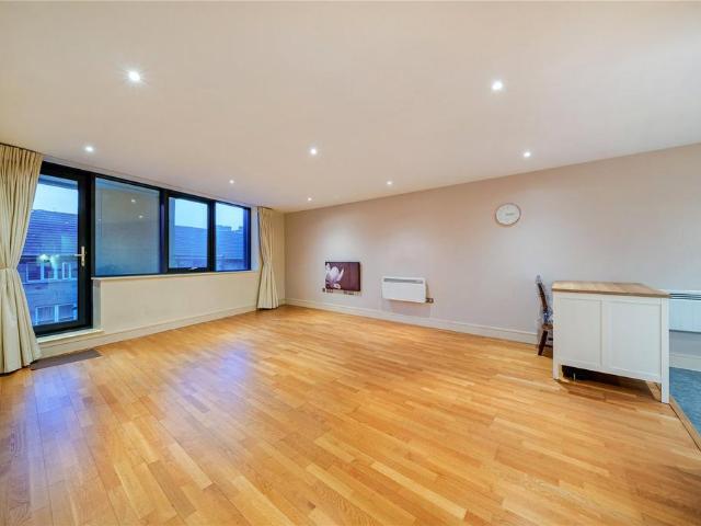 Flat for sale in The Borough, Greater London