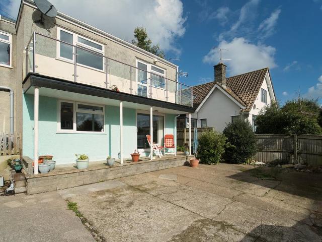 Flat for sale in Weston-super-mare, North Somerset
