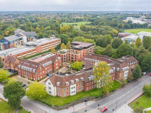 Flat for sale in Blossomfield, West Midlands