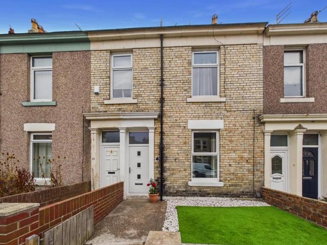 Flat for sale in North Shields, North Tyneside